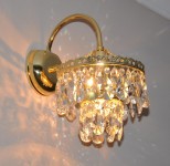 Applique lumineuse en cristal avec 1 bras et un bras en métal à l'intérieur