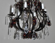 Les garnitures plates en verre de cristal clair créent un effet très contrasté.