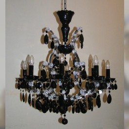 Lustre en cristal de Marie-Thérèse à 8 flammes avec des amandes noires