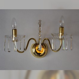 Applique à 2 bras en cristal tubulaire de laiton avec sabots en cristal taillé