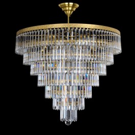 Lustre conique en métal pour mettre en valeur le centre de la pièce