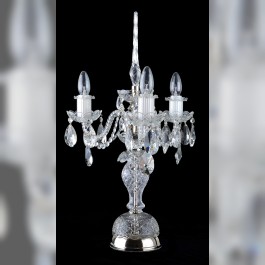 Lampe de table en cristal pour l'éclairage supplémentaire de l'appartement