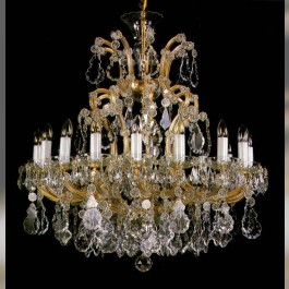 Grand lustre en cristal thérésien à 18 lumières - intérieurs de luxe