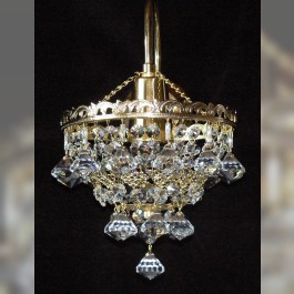 Applique à 1 bras en cristal avec bras en métal et pendentifs en forme de diamant