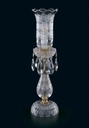 Smaller crystal lamp of cut crystal glass