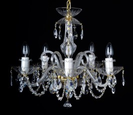 The 5 bulbs crystal chandelier decorated with cut crystal almonds and glass horns