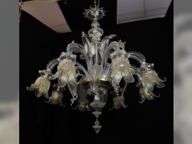Lustre historique de Murano à 8 branches, vu d'en bas