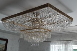 Lustre en forme de rectangle à strass avec à 16 ampoules