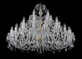 Crystal chandelier with high light output