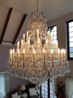 Large Maria Theresa light with crystal almonds