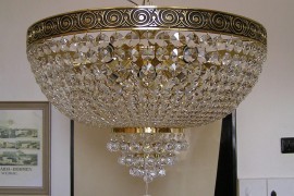 The Surface mounted large Strass basket chandelier 18 bulbs