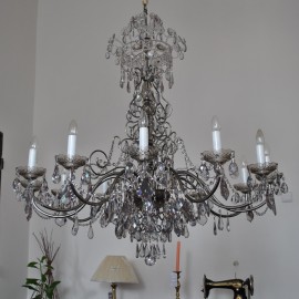 Lustre en cristal fait sur mesure avec 12 bras - perles tissées à la main et vachtle en verre de cristal fumé