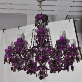 Lustres modernes distinctifs en couleur avec bras en verre.
