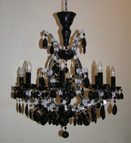 Lustre en cristal de Marie-Thérèse à 8 flammes avec des amandes noires