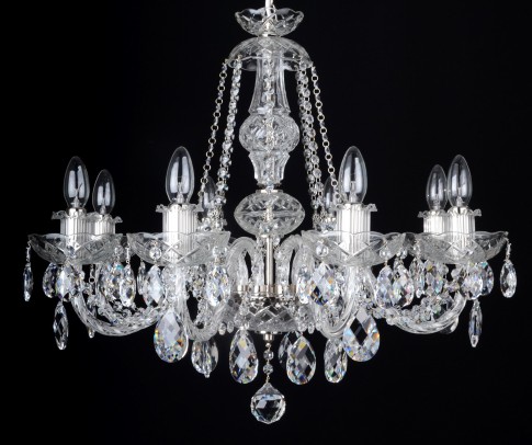 Lustre à 8 bras en cristal argenté avec des amandes originales en cristal de Swarovski