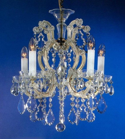 Lustre en cristal de Marie-Thérèse à 5 flammes avec des pendeloques en cristal taillé