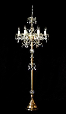 Lampadaire en laiton doré et cristal d'une hauteur de 160 cm