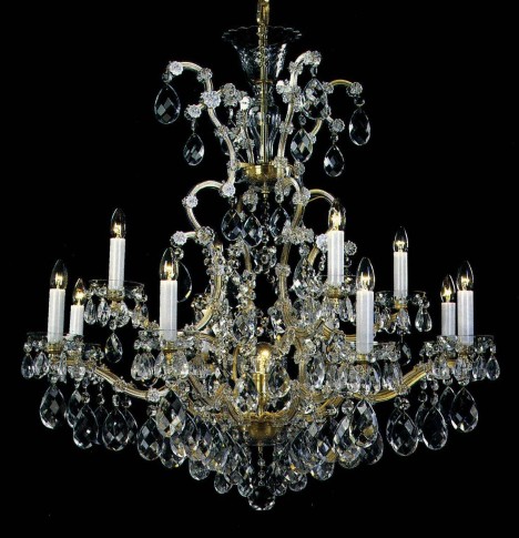 Lustre de Marie-Thérèse à 12 flammes en cristal avec des amandes en cristal