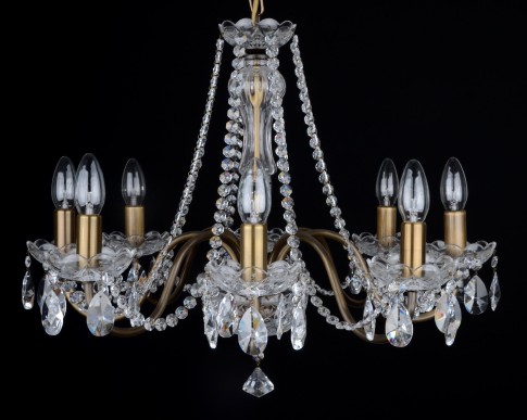 Lustre 8 bras en cristal avec amandes en cristal taillé ANTIQUE