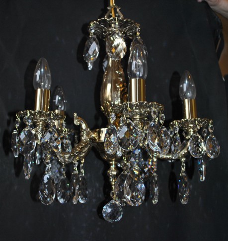 5 Arms Cast brass chandelier with crystal almonds and brass tubes