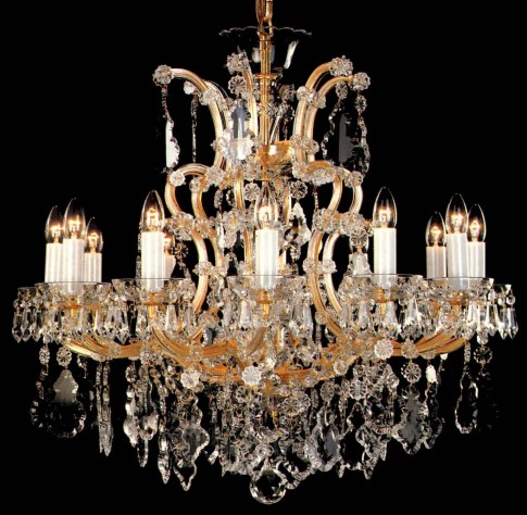 Lustre thérésien en cristal de taille moyenne avec 12 flammes