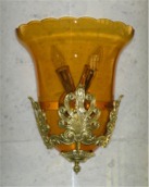 Oranžová ručně foukaná nástěnná lampa s mosaznou ozdobou